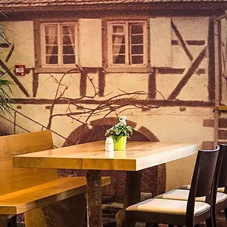 Logis Restaurant Keimberg ホテル Cleebourg