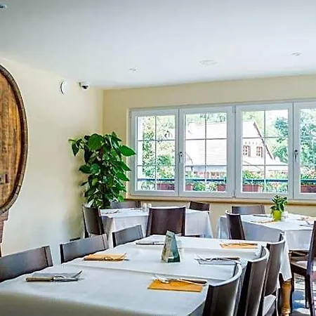 Logis Restaurant Keimberg ホテル 3*
