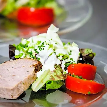 ホテル Logis Restaurant Keimberg Cleebourg